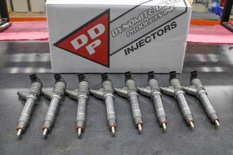 Chevy Duramax 08-10 LMM Brand New 200 Percent Over Injector Set (SAC Nozzles) Dynomite Diesel