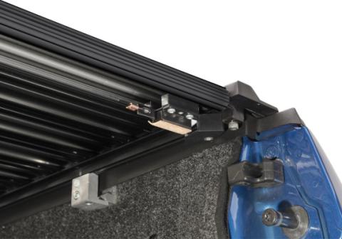 Retrax IX Tonneau Cover 2019-2026 Silverado/Sierra (without CarbonPro Bed) 5' 9 inch Bed