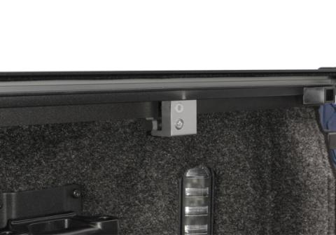 Retrax IX Tonneau Cover 2020-2026 Silverado/Sierra 2500 HD/3500 HD 6' 9 inch Bed