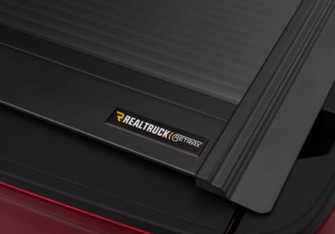 RetraxOne MX Retractable Tonneau Cover Matte One Piece Polycarbonate Finish 2007-2013 Silverado/Sierra 5' 9 inch Bed without Stake Pockets Standard Rails
