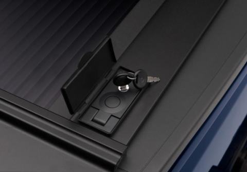 RetraxOne MX Retractable Tonneau Cover Matte One Piece Polycarbonate Finish 2007-2013 Silverado/Sierra 1500/2007-2014 2500 HD/3500 HD 6' 6 inch Bed Wide Retrax Rails