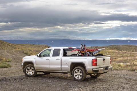 BAKFlip F1 Hard Folding Truck Bed Cover 2014-2018 (2019 Legacy/Limited) Silverado/Sierra 1500/2015-2019 2500 HD/3500 HD 8 Foot Bed BAK