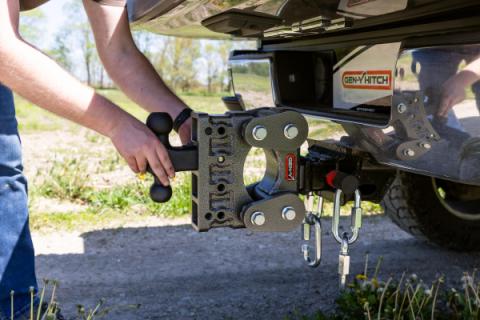 The Boss Torsion Flex 2 Inch Shank 12.5 Inch Drop 1.7K TW 16K Hitch &amp; GH-051 Dual-Ball &amp; GH-0100 Stabilizer Kit Gen Y Hitch