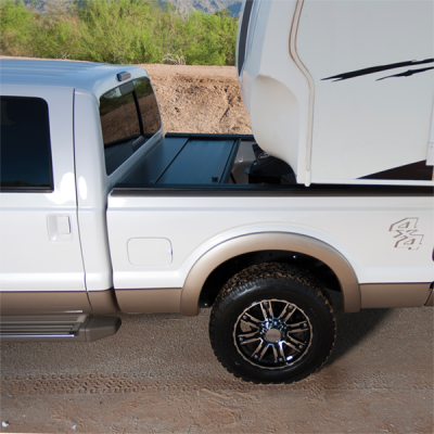 Jackrabbit Tonneau Cover Kit 23-24 Colorado/Canyon Crew Cab 5 Foot 2 Inch X Short Bed Pace Edwards