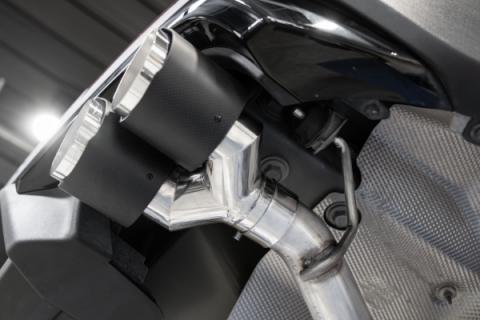 Axle-Back 2.5 inch Dual Rear Quad Carbon Fiber Tips (4) 4.0 inch OD Dual Out Explorer 20-Up Lincoln Aviator MBRP