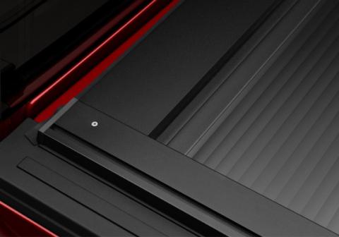 RetraxOne XR Retractable Tonneau Cover Matte One Piece Polycarbonate Construction 1988-1999 Chevy/GMC C/K/1999-2006 (2007 Classic) Silverado/Sierra 6' 6 inch Bed without Stake Pockets Standard Rails
