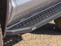 RB20 Running Boards W/ Bracket Kit Textured Black 2025-2026 Toyota 4Runner Go Rhino