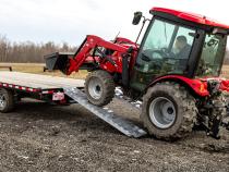 Single Heavy Duty 7 Foot Aluminum Loading Ramp 14 Inch x 84 Inch 3K Capacity Gen Y Hitch